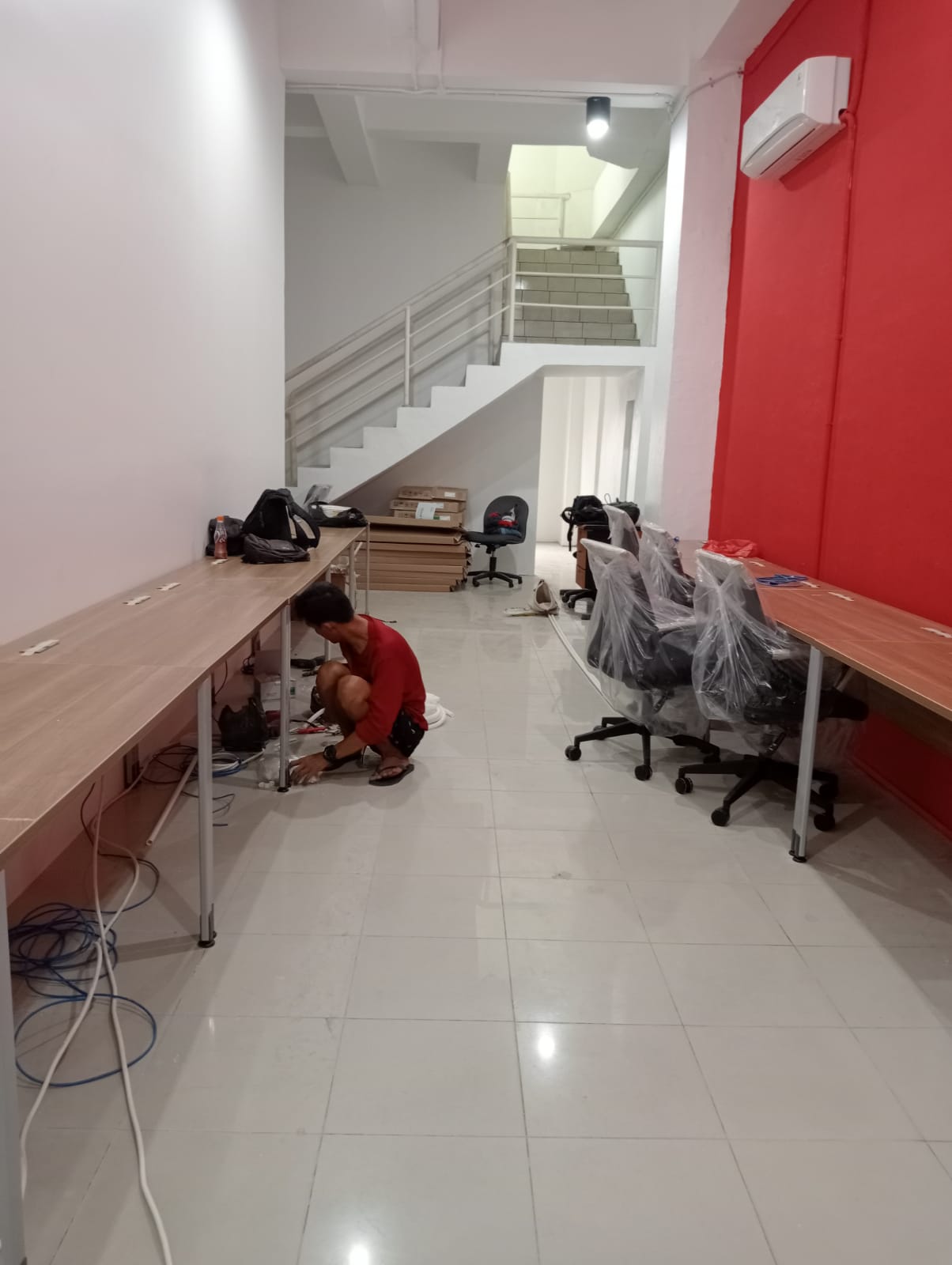 Renovasi Interior Kantor & Peningkatan Ruang Kerja — 8